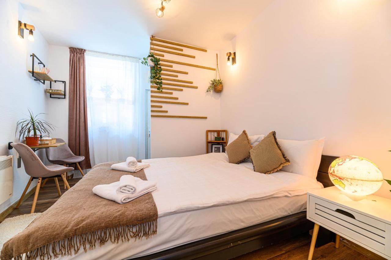 בראשוב Backpacker'S Room מראה חיצוני תמונה