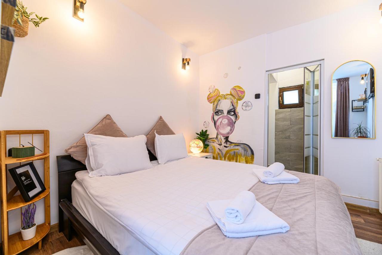 בראשוב Backpacker'S Room מראה חיצוני תמונה